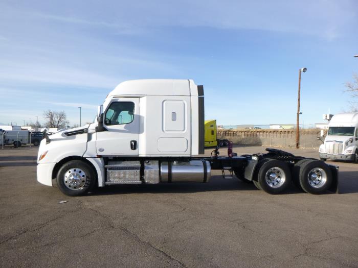 2021 Freightliner Cascadia-4