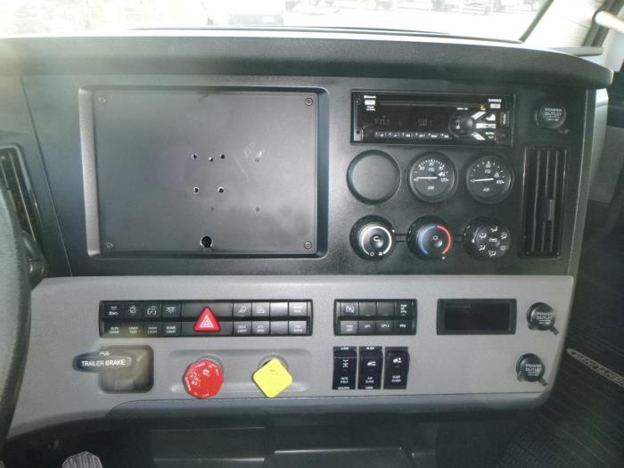 2021 Freightliner Cascadia-20