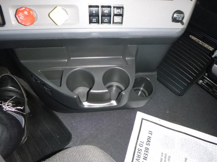 2021 Freightliner Cascadia-21