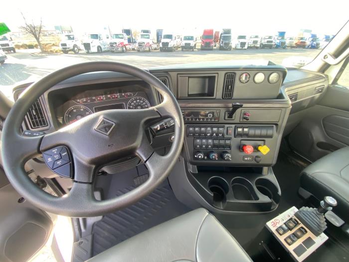 2026 International HX620-10