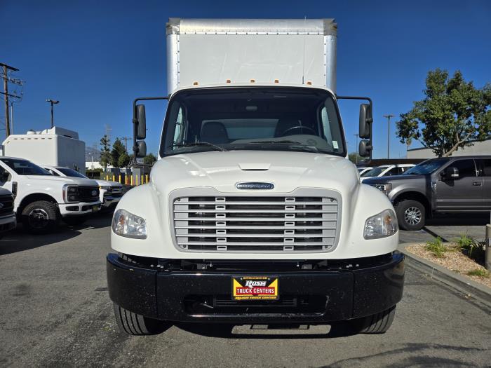 2021 Freightliner Business Class M2 106-3