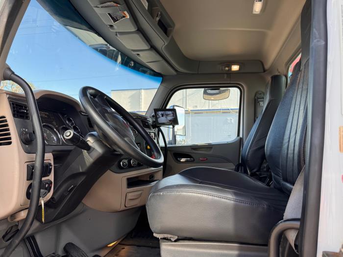 2021 Peterbilt 567-11