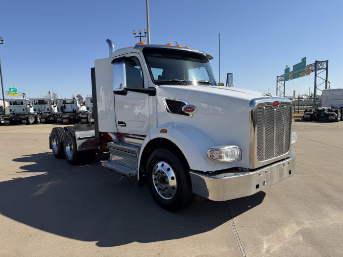 2023 Peterbilt 567-7