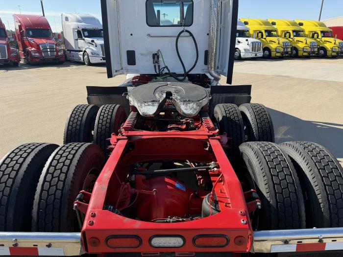 2023 Peterbilt 567-13