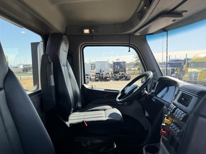 2023 Peterbilt 567-22