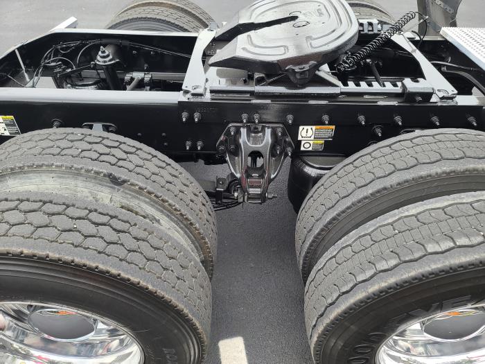 2021 Peterbilt 579-11