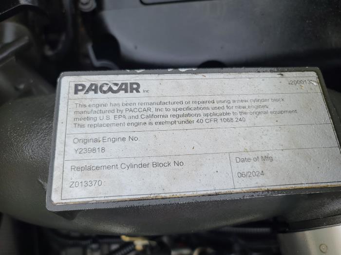 2021 Peterbilt 579-12