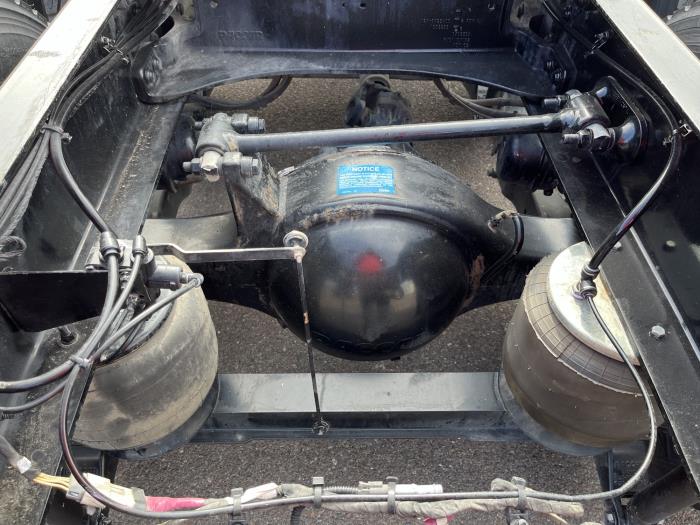 2022 Peterbilt 579-3