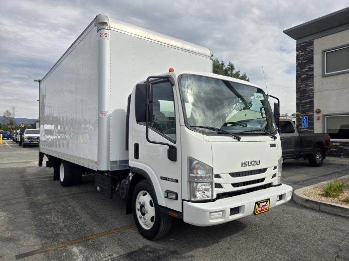2022 Isuzu NRR-3