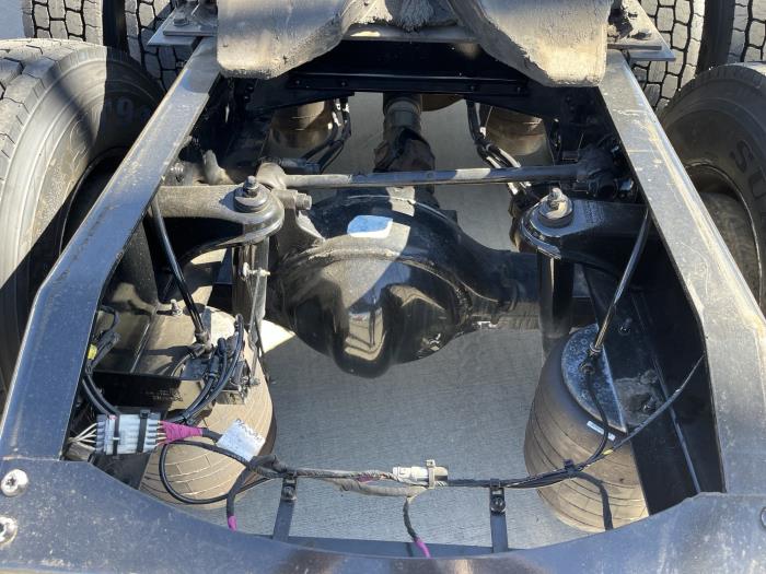 2021 Peterbilt 567-3