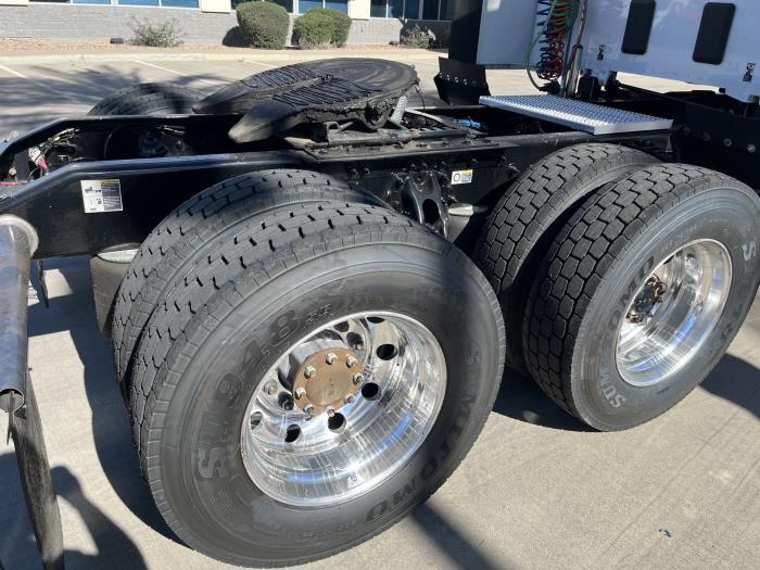 2021 Peterbilt 567-5