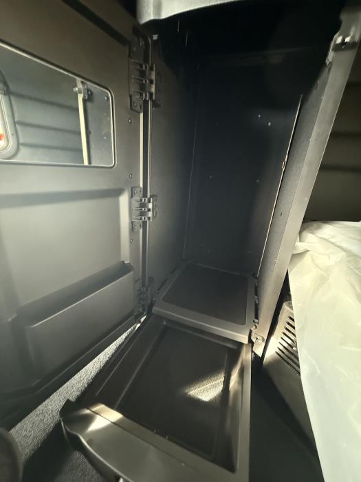 2027 Peterbilt 589-26