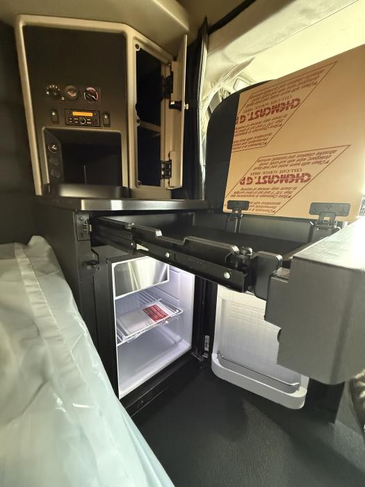 2027 Peterbilt 589-29