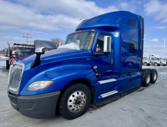 2022 International LT625-1