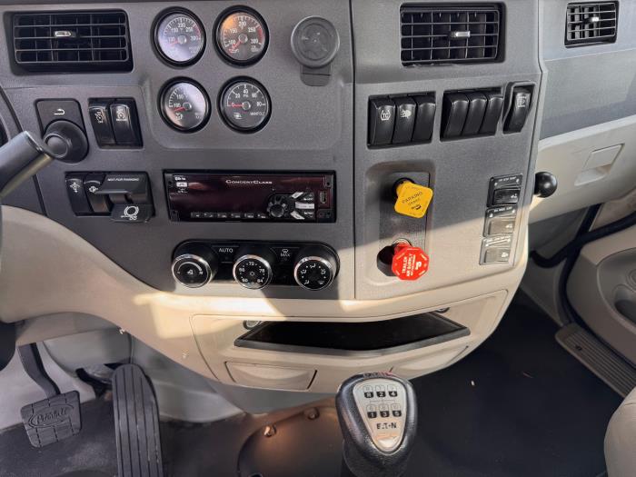2019 Peterbilt 579-14