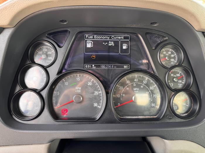 2019 Peterbilt 579-13