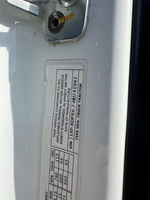 2021 Peterbilt 579-35