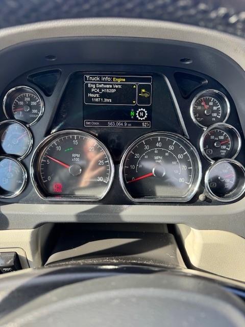 2021 Peterbilt 579-39
