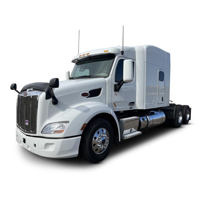 2022 Peterbilt 579-0