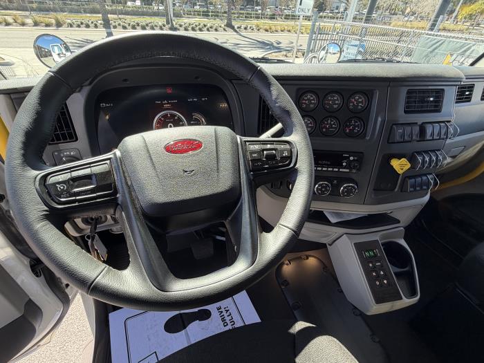 2026 Peterbilt 567-16