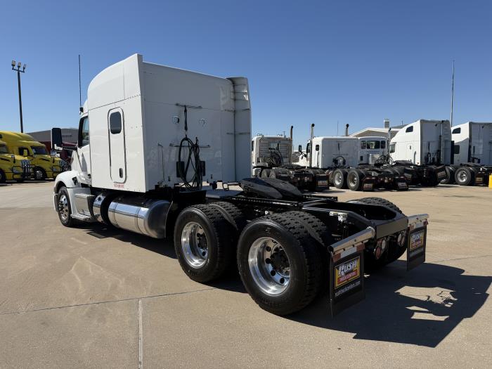 2022 Peterbilt 579-3