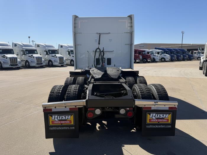 2022 Peterbilt 579-4