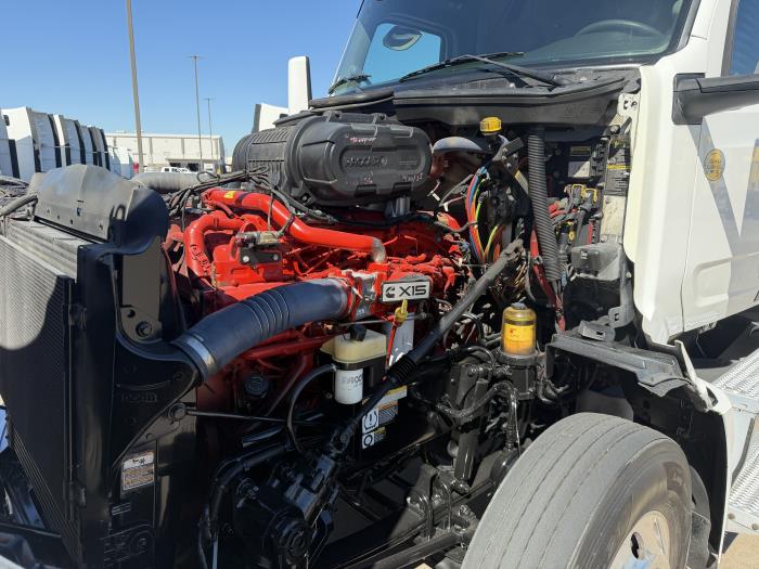 2022 Peterbilt 579-16