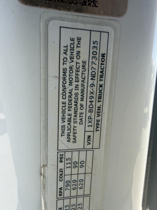 2022 Peterbilt 579-27