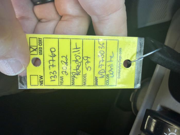 2022 Peterbilt 579-38