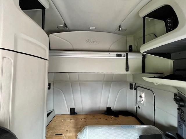 2022 Peterbilt 579-9