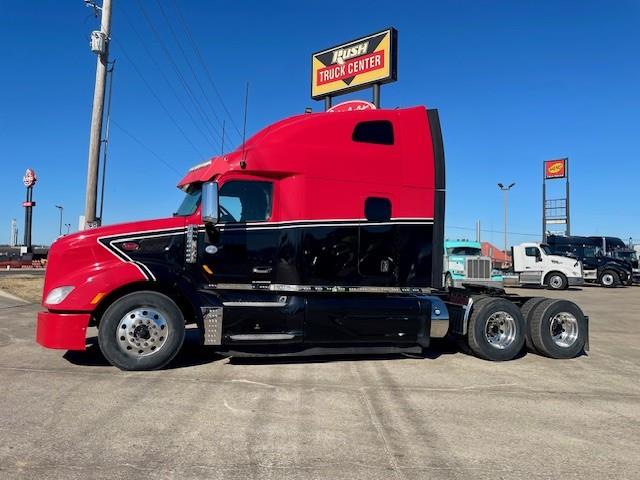 2021 Peterbilt 579-3