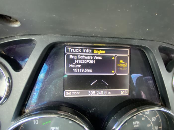 2020 Peterbilt 567-20