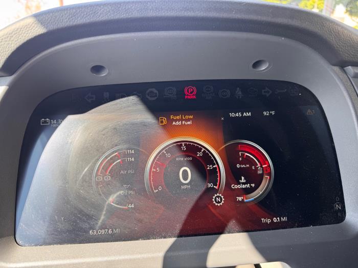 2023 Peterbilt 579-12