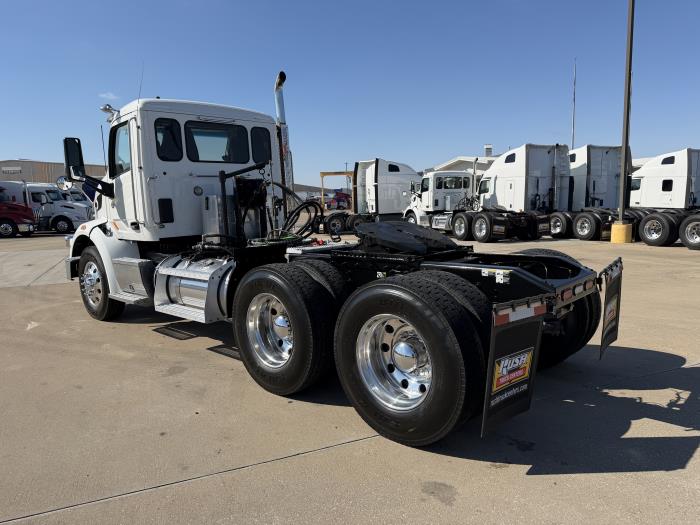 2020 Peterbilt 567-3