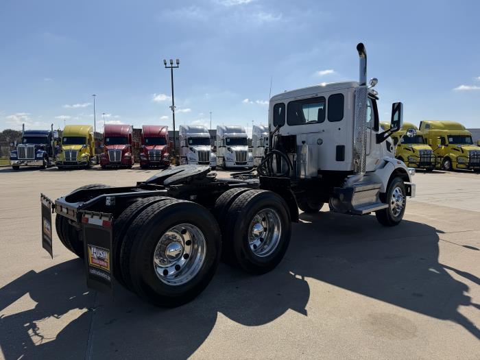 2020 Peterbilt 567-5
