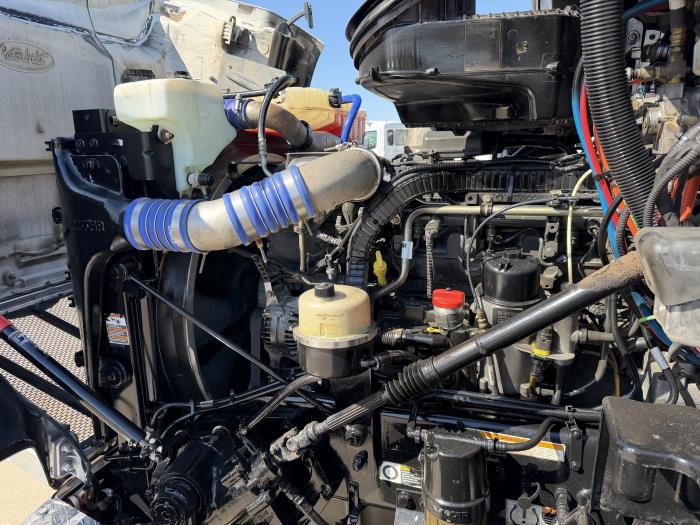 2020 Peterbilt 567-17