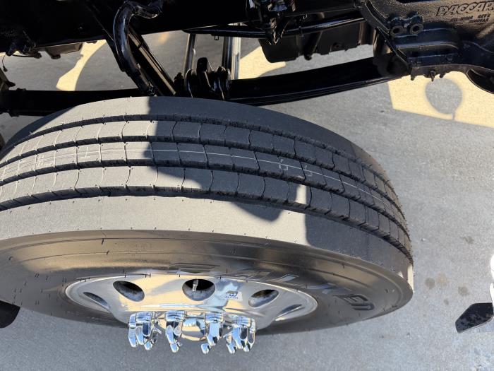 2020 Peterbilt 567-21