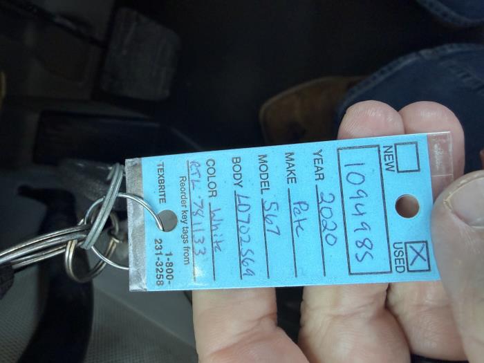 2020 Peterbilt 567-33