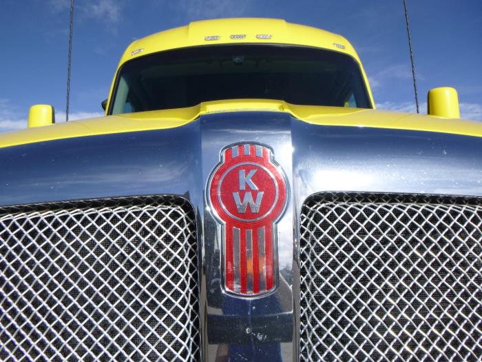 2021 Kenworth T680-9