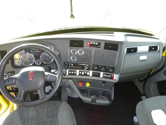 2021 Kenworth T680-14