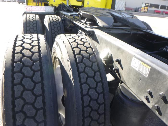 2021 Kenworth T680-25