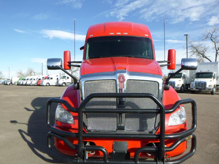 2021 Kenworth T680-9