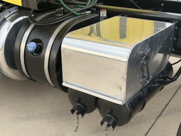 2021 Peterbilt 579-11