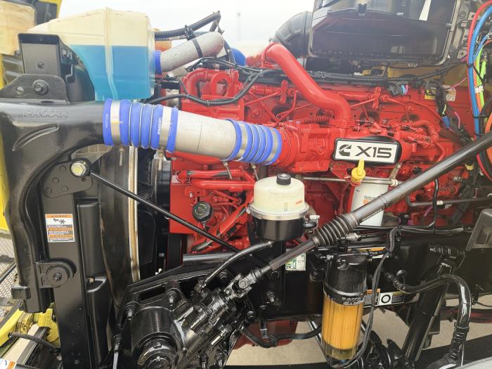 2021 Peterbilt 579-17