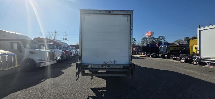 2020 Peterbilt 337-4