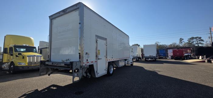 2020 Peterbilt 337-5