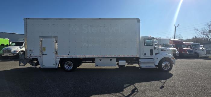 2020 Peterbilt 337-6