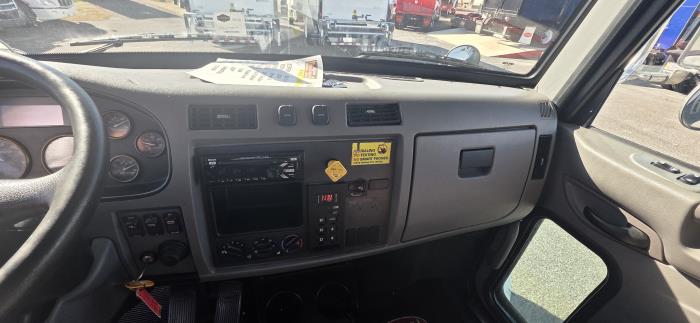 2020 Peterbilt 337-20