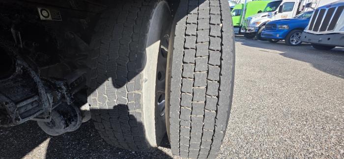 2020 Peterbilt 337-29