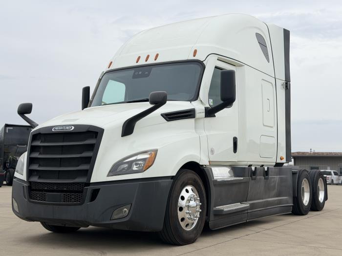 2021 Freightliner Cascadia-1